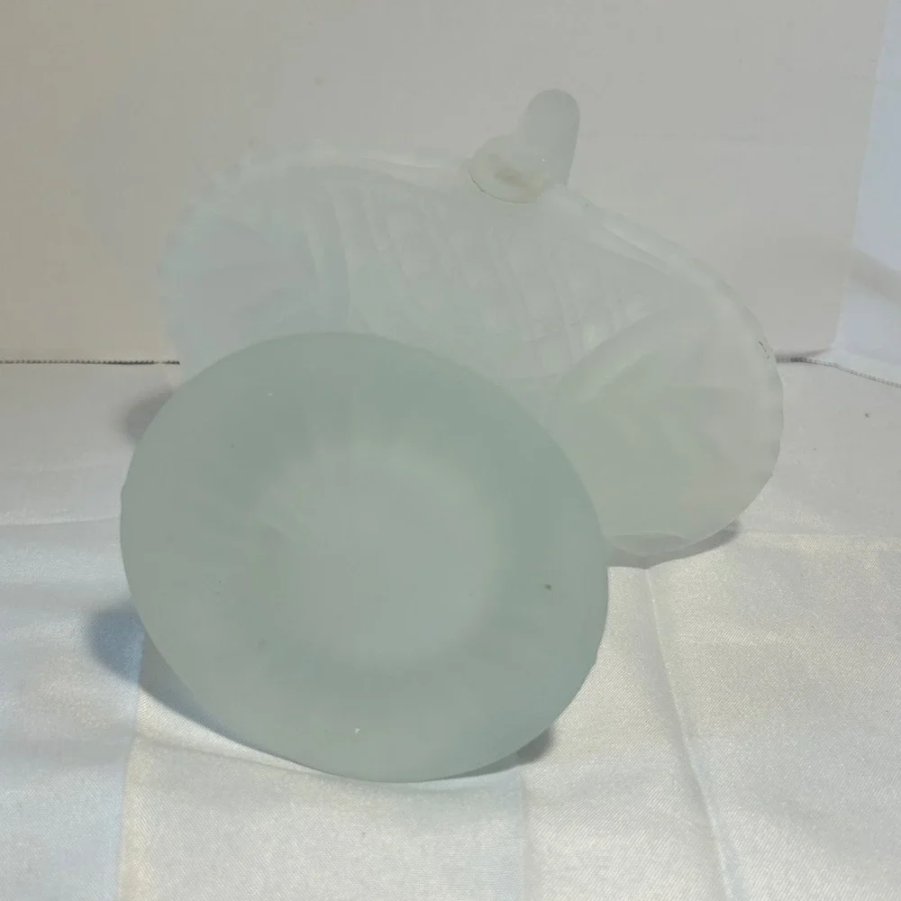Frosted Glass Flower Basket Hobnail‎ Rim Handle Elegant Decorative Accent